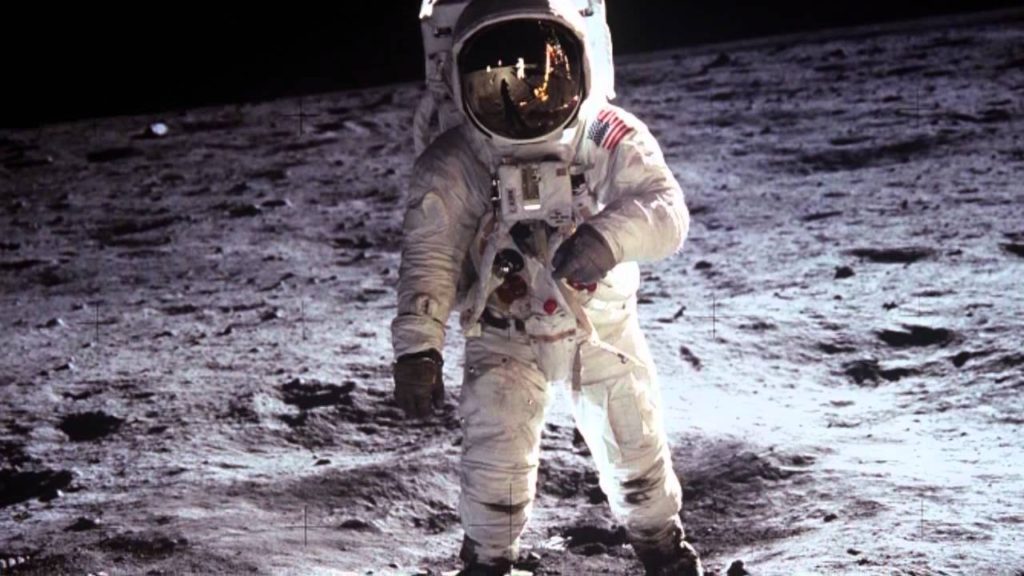 Neil-Armstrong-erster-Mensch-auf-dem-Mond